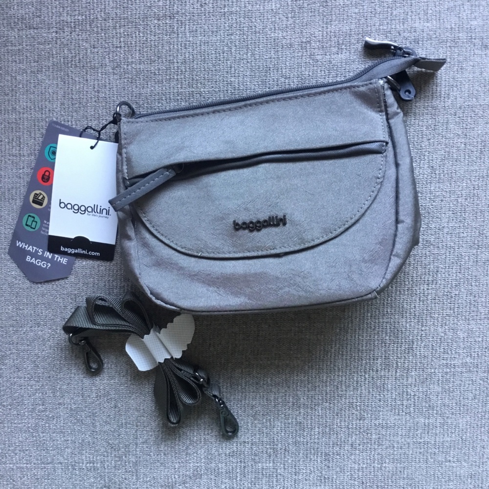 Baggallini RFID Gray Pocket Crossbody 2.0 Bag NWT